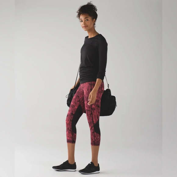 Lululemon Pace Rival Crop (19") Down Pour Electric Coral Black / Black size 6 - Picture 7 of 13